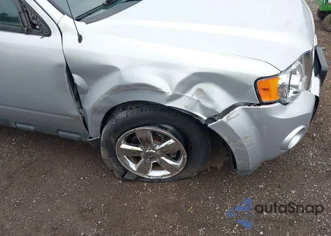 2010 Ford Escape Limited z USA, uszkodzony, nr VIN 1FMCU9EGXAKA12041